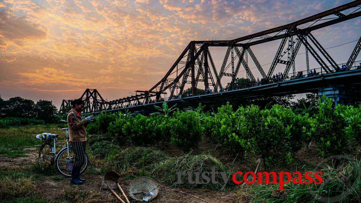 Long Bien Bridge, Hanoi